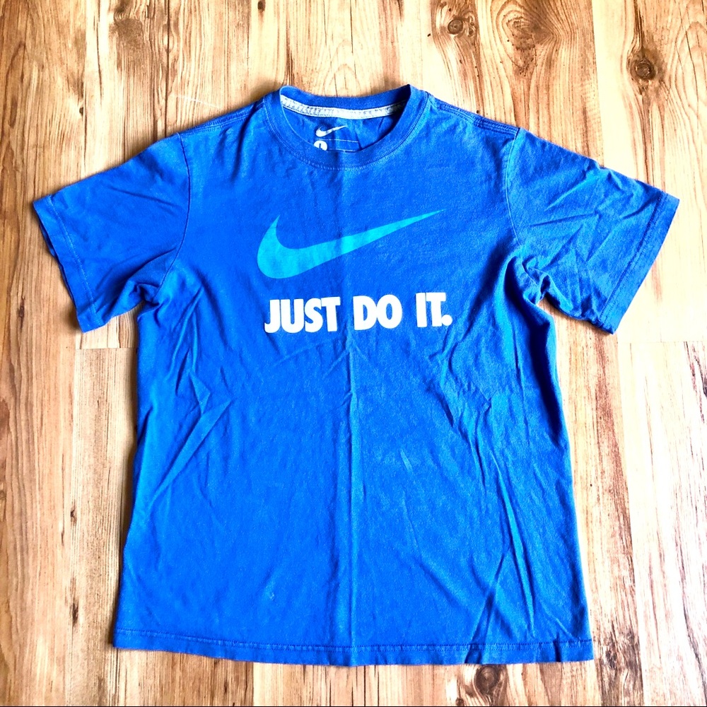 NIKE JUST DO IT Swoosh Tee Shirt Blue Large Boy’s